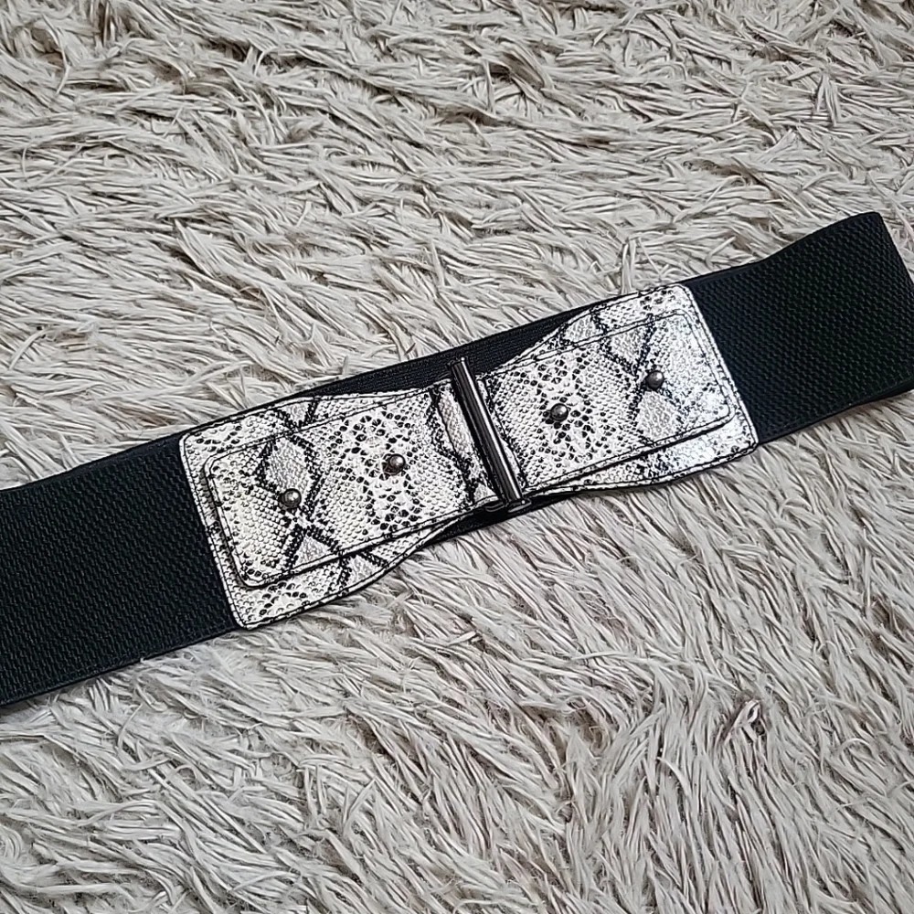 Y2K Express Office Siren Classic Chic Belt Snake Print Python & Black Stretchy